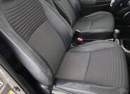 Toyota Yaris Hatchback 1,5 l 54 kw