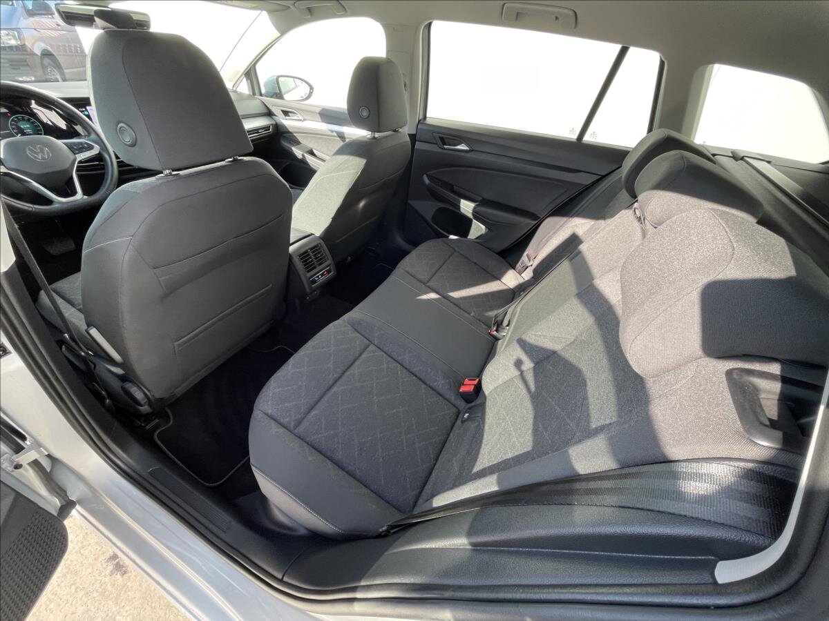 Volkswagen Golf Kombi 1,5 l 110 kw