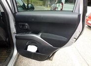 Mitsubishi Outlander SUV / Terénní 2,0 l 103 kw