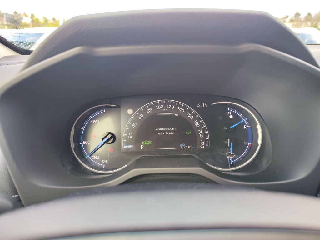 Toyota RAV4 SUV / Terénní 2,5 l 163 kw