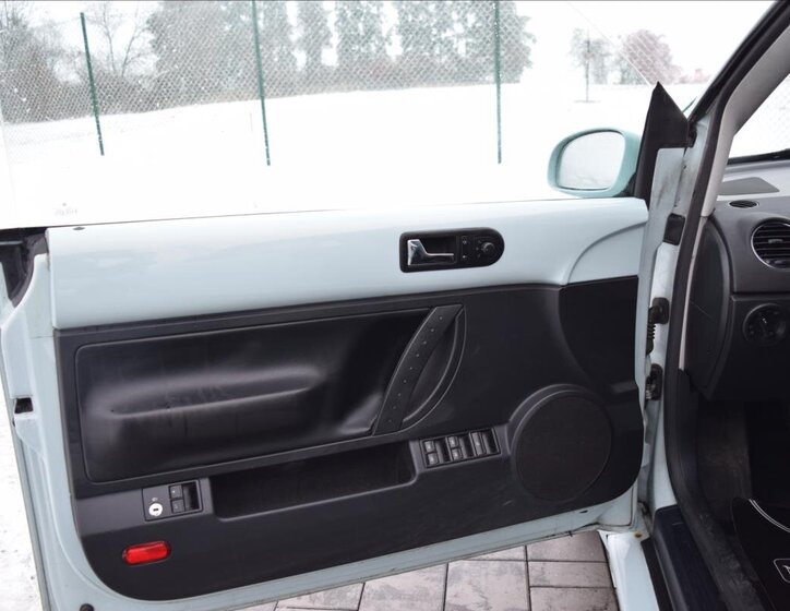 Volkswagen New Beetle Kabriolet 1,9 l 77 kw