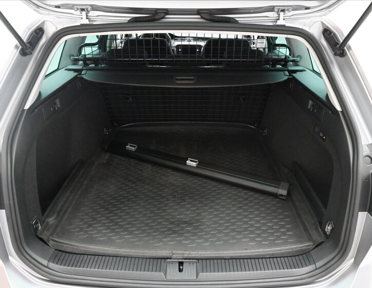 Volkswagen Passat Kombi 2,0 l 147 kw