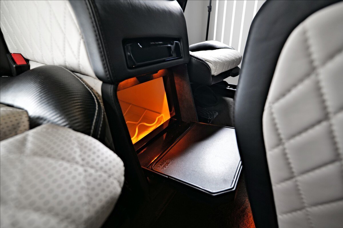 Mercedes-Benz Třídy G SUV 6,0 l 588 kw