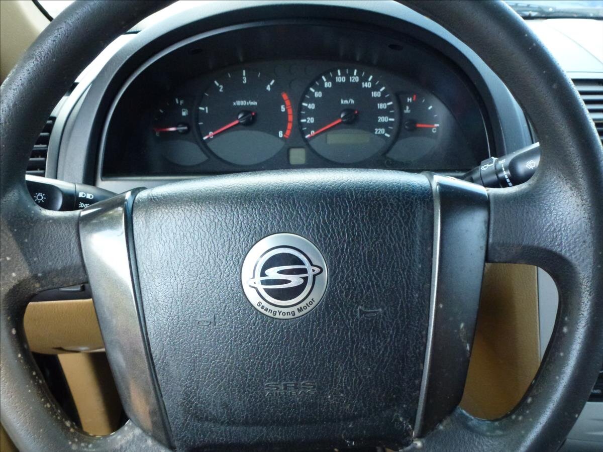 SsangYong Rexton SUV 2,9 l 88 kw