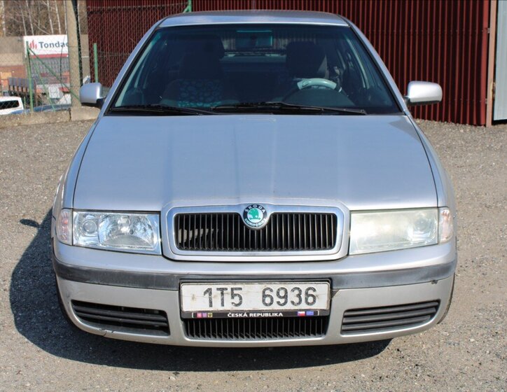 Škoda Octavia Liftback 1,6 l 74 kw