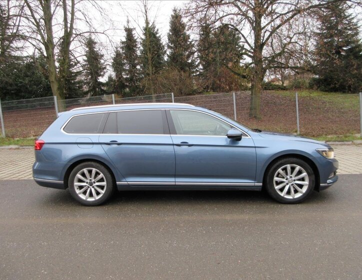 Volkswagen Passat Kombi 1,6 l 88 kw