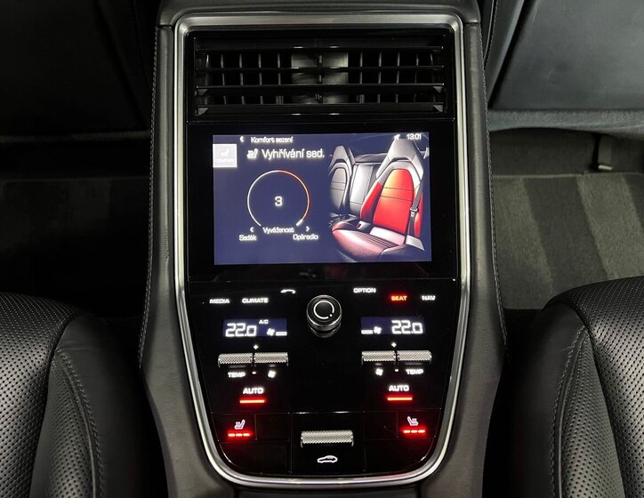 Porsche Panamera Liftback 4,0 l 310 kw