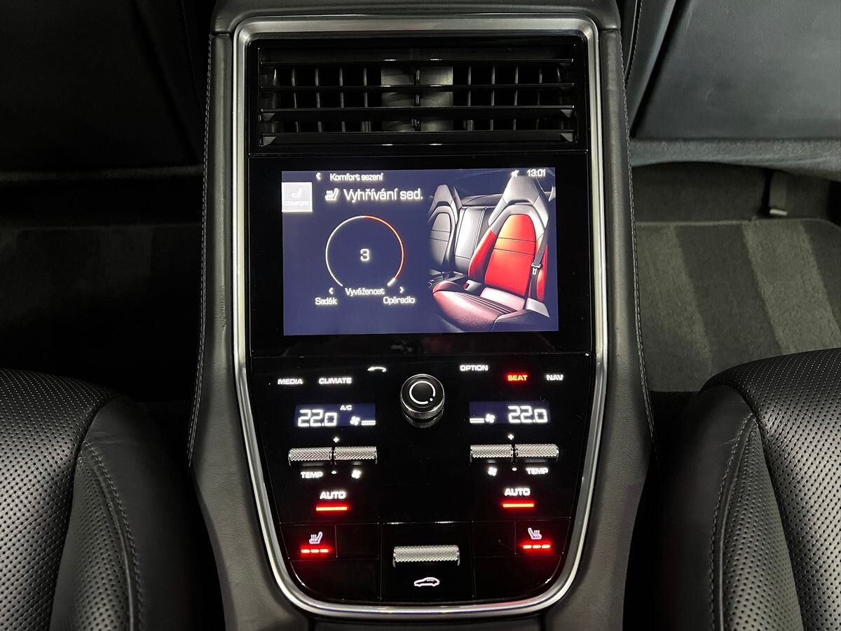 Porsche Panamera Liftback 4,0 l 310 kw