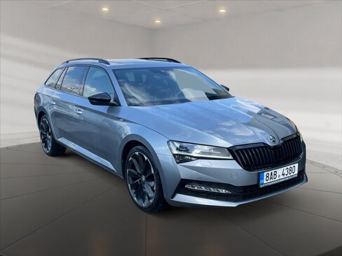 Škoda Superb Kombi 2,0 l 140 kw