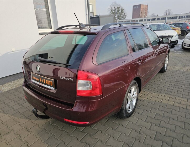 Škoda Octavia Kombi 1,2 l 77 kw