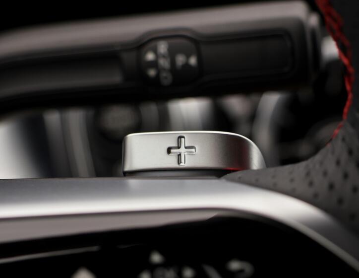 Mercedes-Benz GLB 24