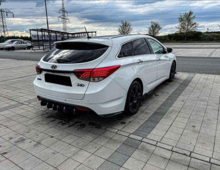Hyundai i40 4