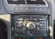 Peugeot 5008 MPV 2,0 l 120 kw