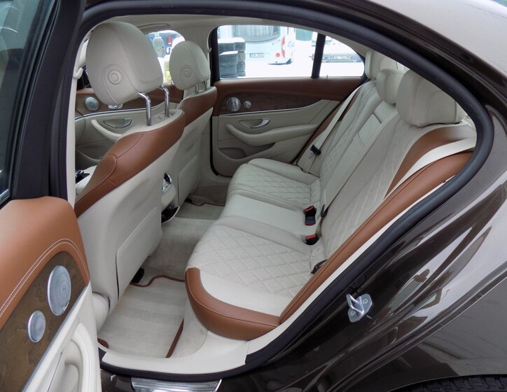 Mercedes-Benz Třídy E Sedan 2,0 l 143 kw