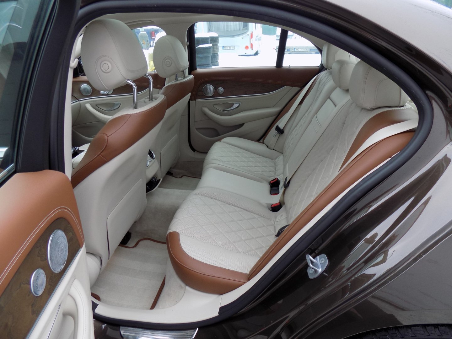 Mercedes-Benz Třídy E Sedan 2,0 l 143 kw