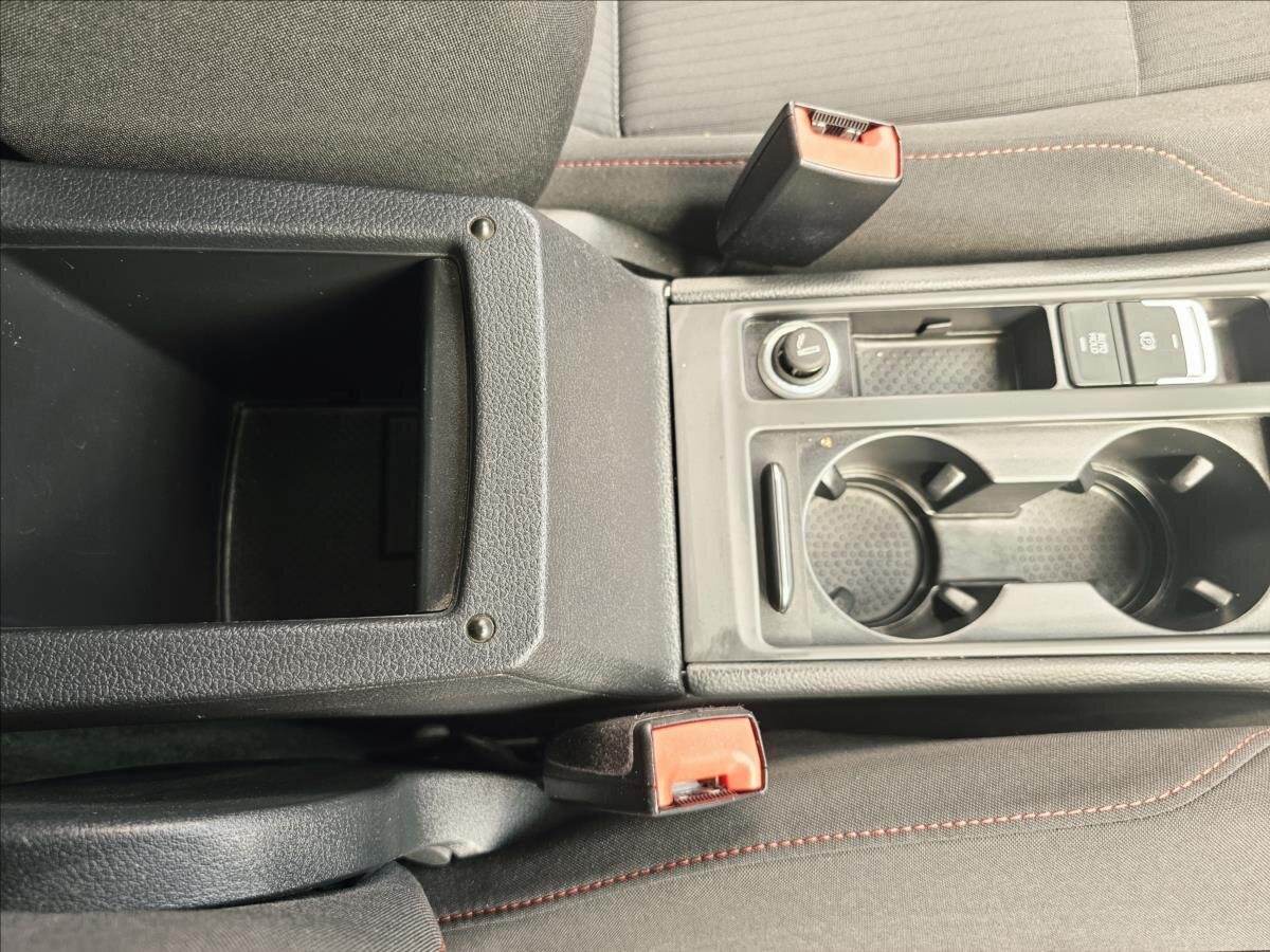 Volkswagen Golf Kombi 2,0 l 110 kw