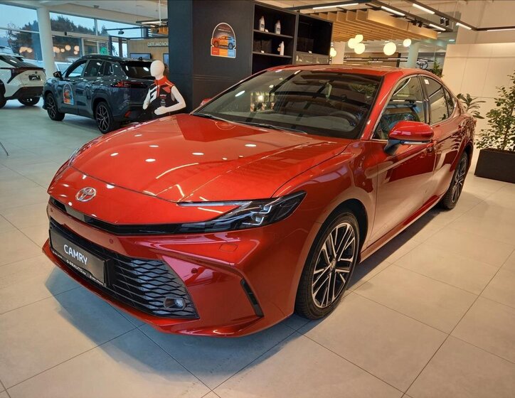 Toyota Camry Sedan 2,5 l 169 kw