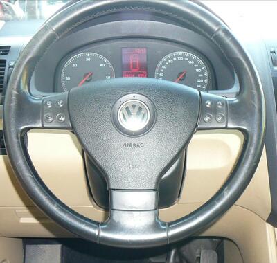 Volkswagen Touran 11