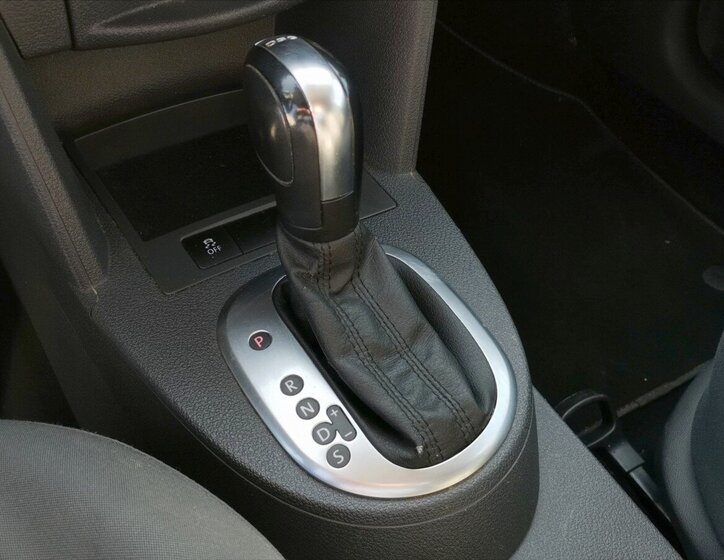 Volkswagen Caddy Pick-up 1,6 l 75 kw