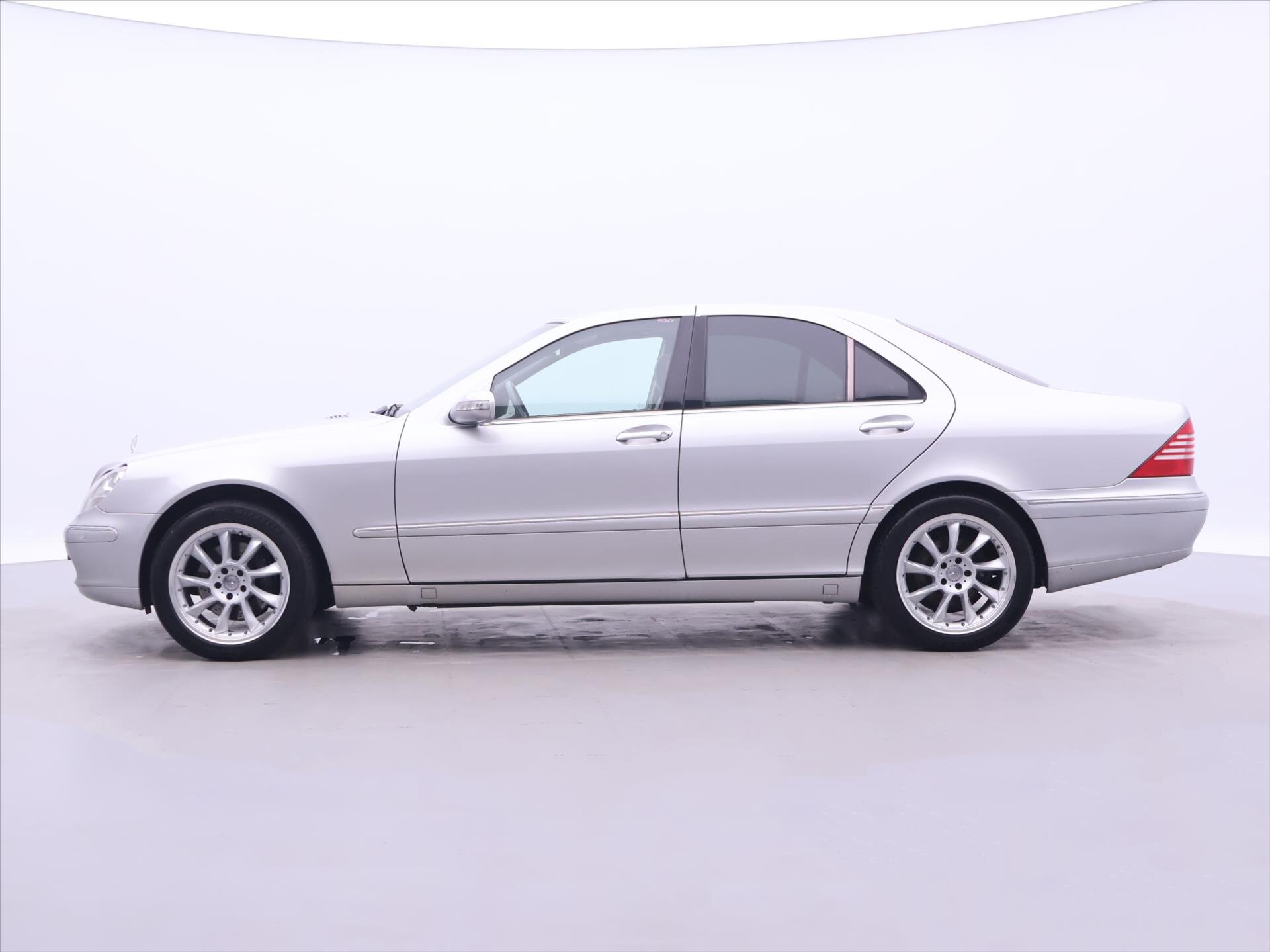 Mercedes-Benz Třídy S Sedan / Limuzína 3,2 l 150 kw