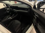 MG HS SUV 1,5 l 165 kw