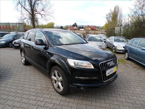 Audi Q7 Kombi 3,0 l 176 kw