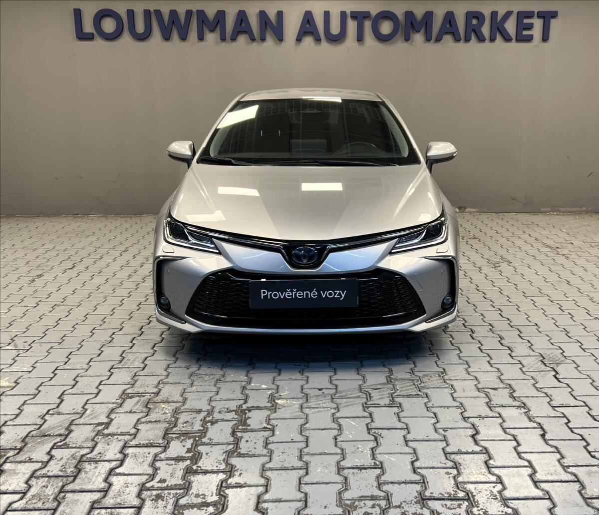 Toyota Corolla Sedan / Limuzína 1,8 l 72 kw