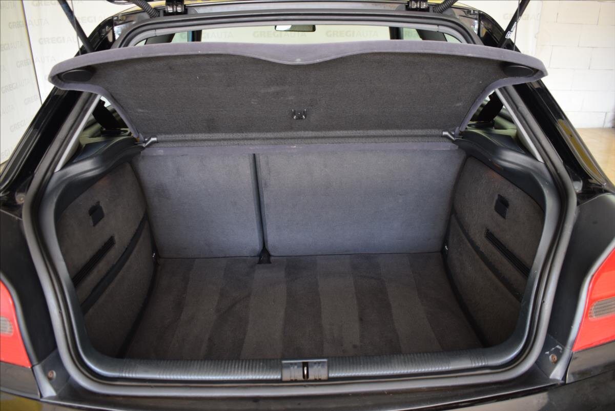 Audi A3 Hatchback 1,6 l 74 kw