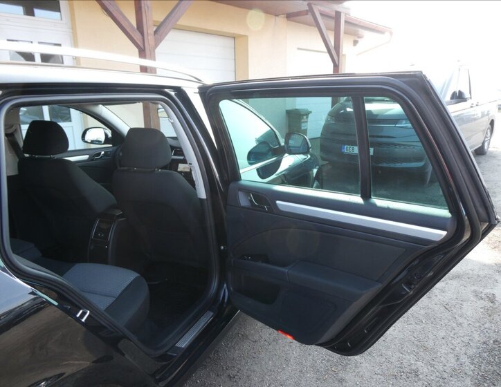 Škoda Superb Kombi 2,0 l 103 kw