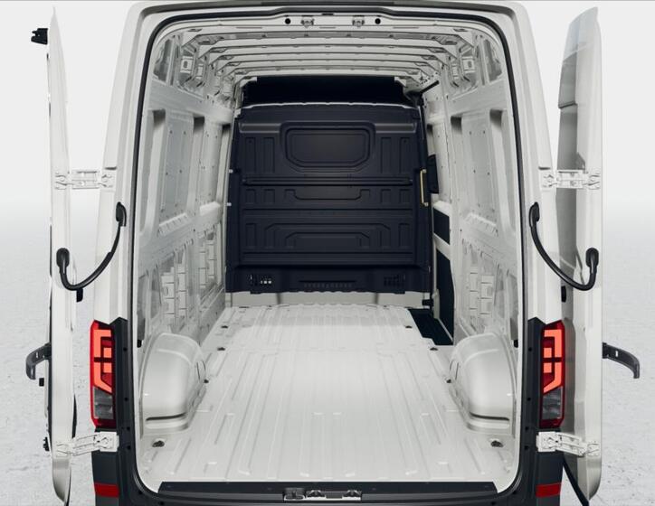 Volkswagen Crafter 8