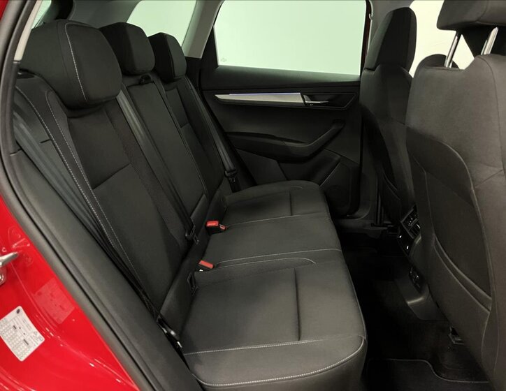 Škoda Karoq SUV 1,5 l 110 kw