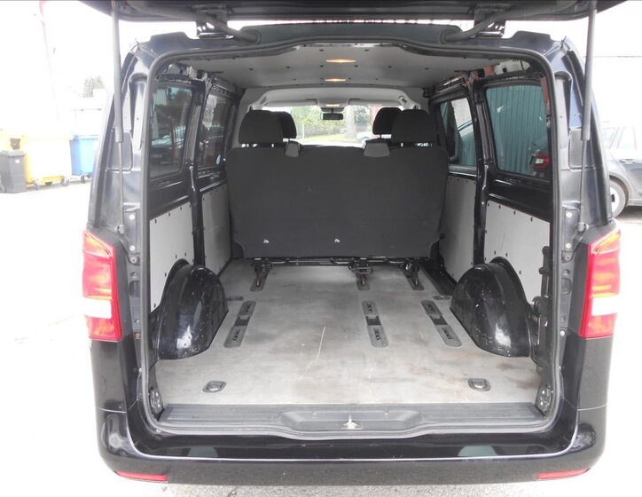 Mercedes-Benz Vito VAN / Minibus 2,1 l 120 kw