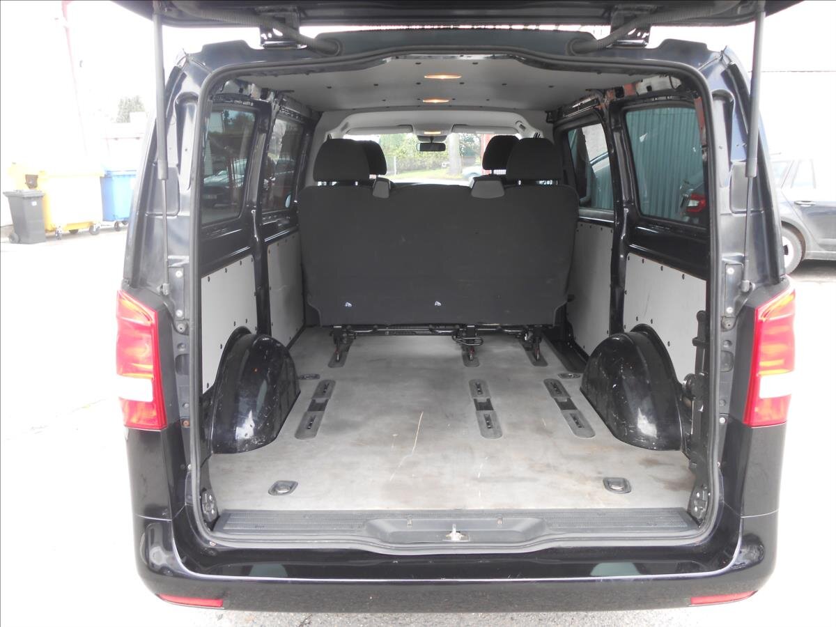 Mercedes-Benz Vito VAN / Minibus 2,1 l 120 kw