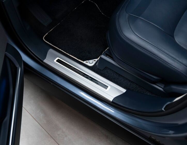 Land Rover Range Rover 25