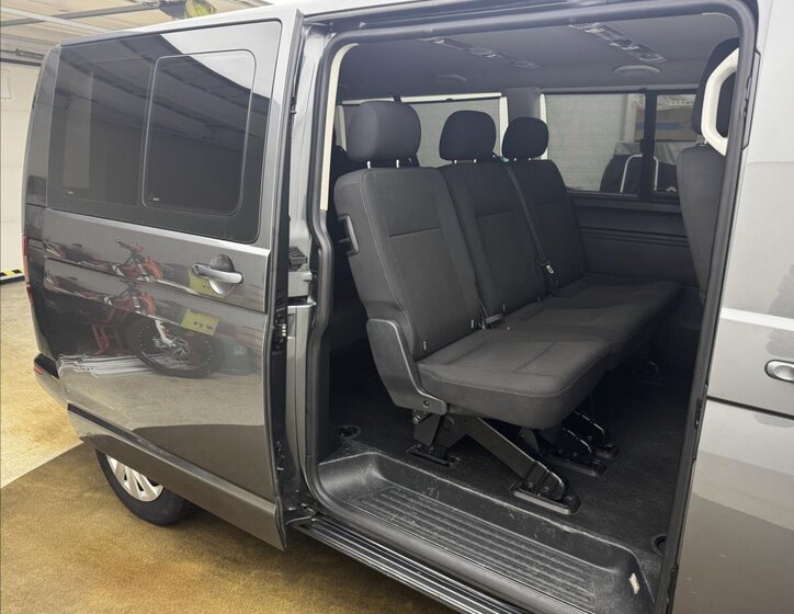 Volkswagen Caravelle Kombi 2,0 l 110 kw