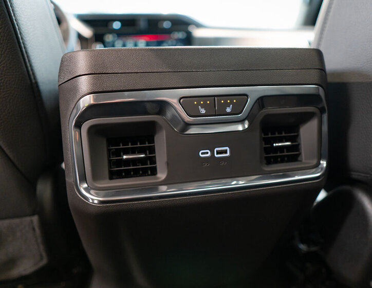 GMC Sierra Pick-up 6,2 l 313 kw