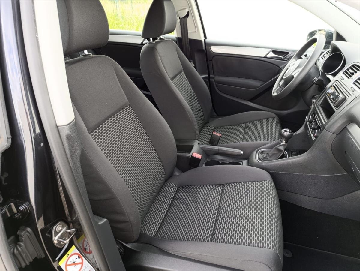 Volkswagen Golf Hatchback 1,6 l 77 kw