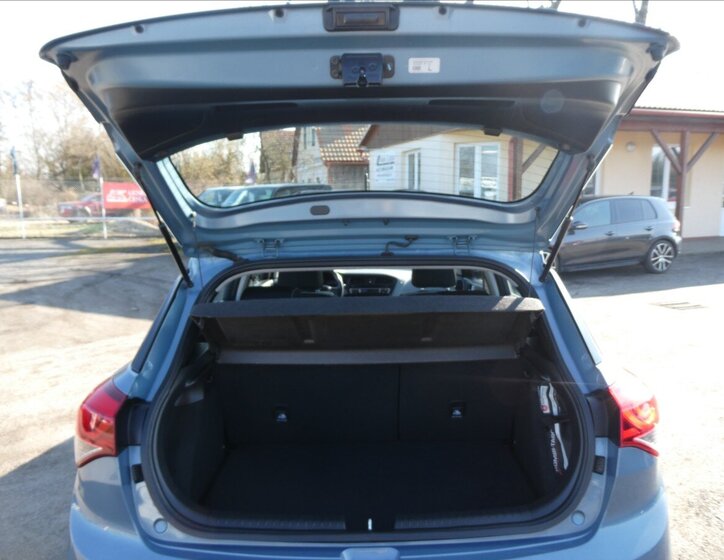 Hyundai i20 Hatchback 1,1 l 55 kw