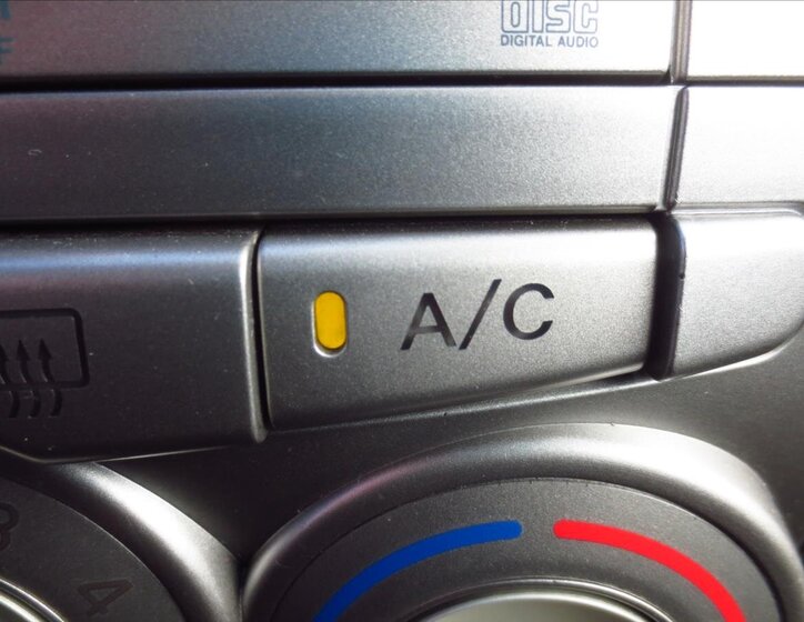 Subaru Justy Hatchback 998,0 51 kw