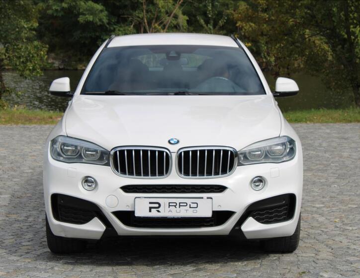 BMW X6 4