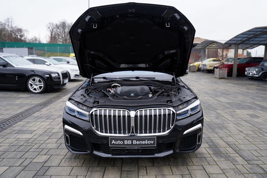 BMW Řada 7 Sedan 3,0 l 250 kw