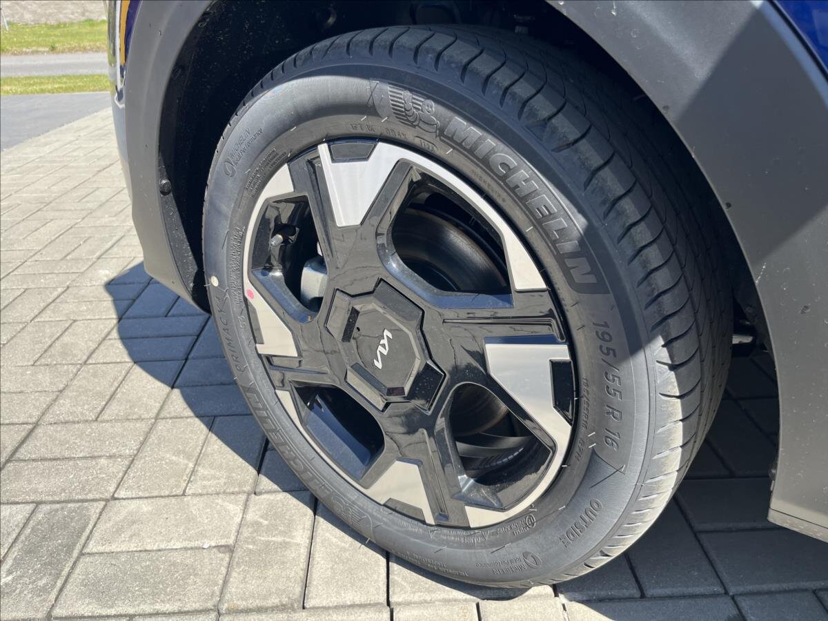 KIA Stonic SUV / Terénní 998,0 74 kw