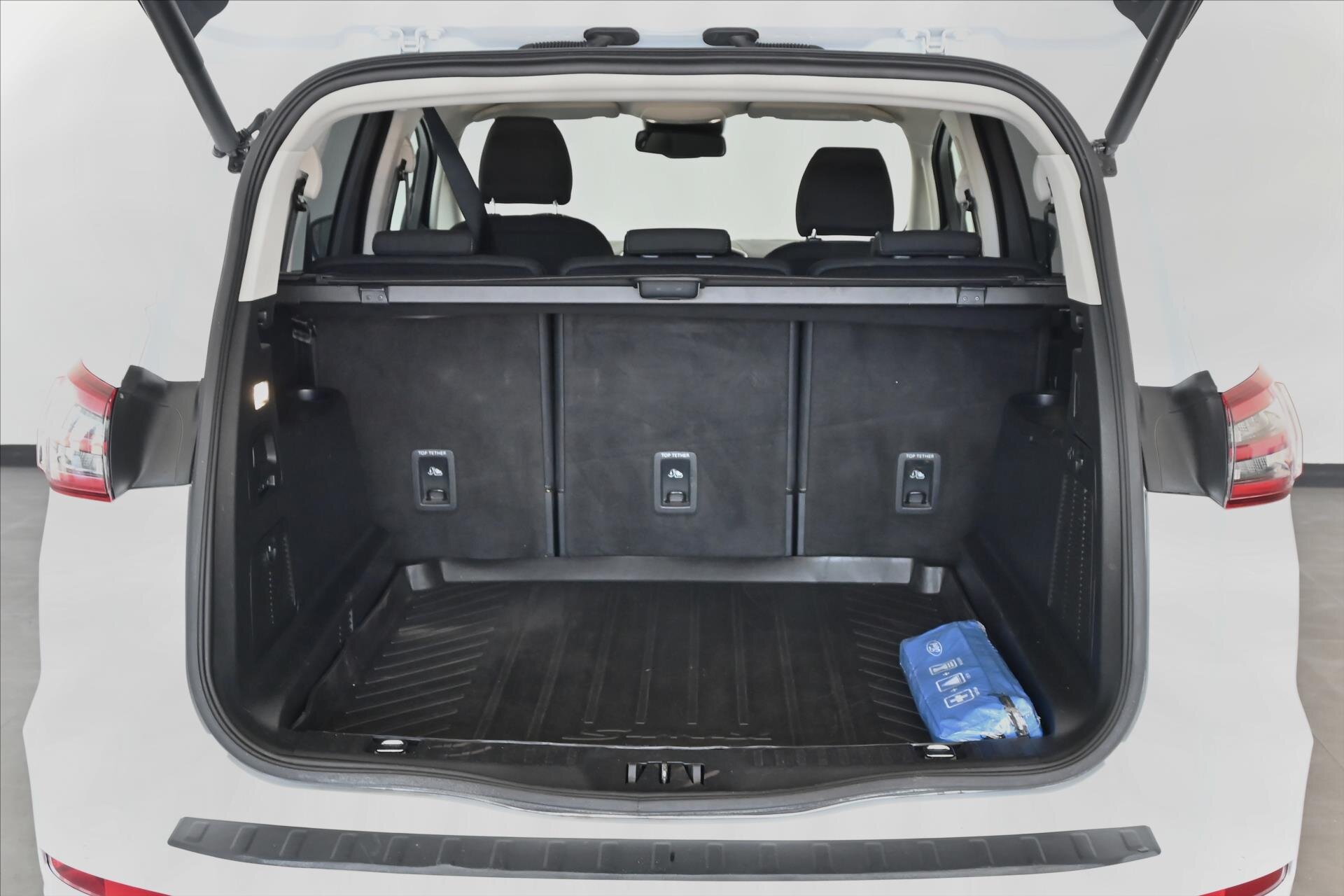 Ford S-MAX MPV 2,0 l 140 kw