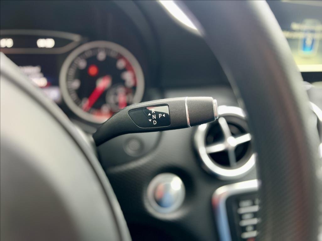 Mercedes-Benz Třídy A Hatchback 1,5 l 80 kw