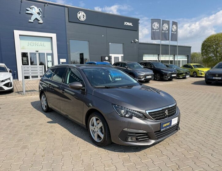 Peugeot 308 Kombi 1,2 l 96 kw