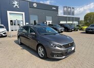 Peugeot 308 Kombi 1,2 l 96 kw