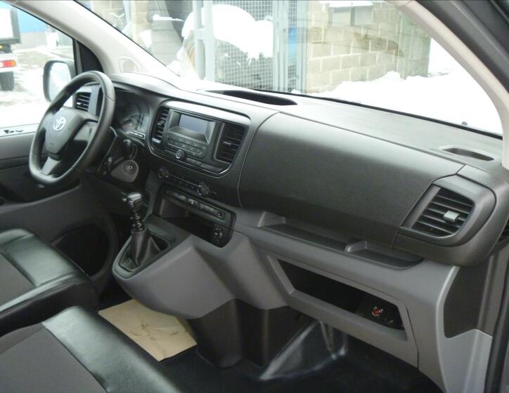 Toyota ProAce 13