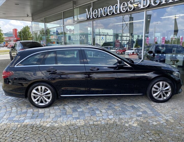 Mercedes-Benz Třídy C 16