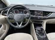 Opel Insignia 10