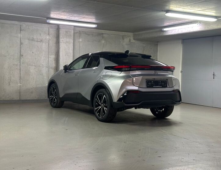 Toyota C-HR Hatchback 1,8 l 90 kw